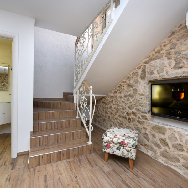 Living room, Villa Petra, Villa Petra – An Authentic Dalmatian House with a Summer Kitchen and Pool in Zadar, Croatia Lovinac