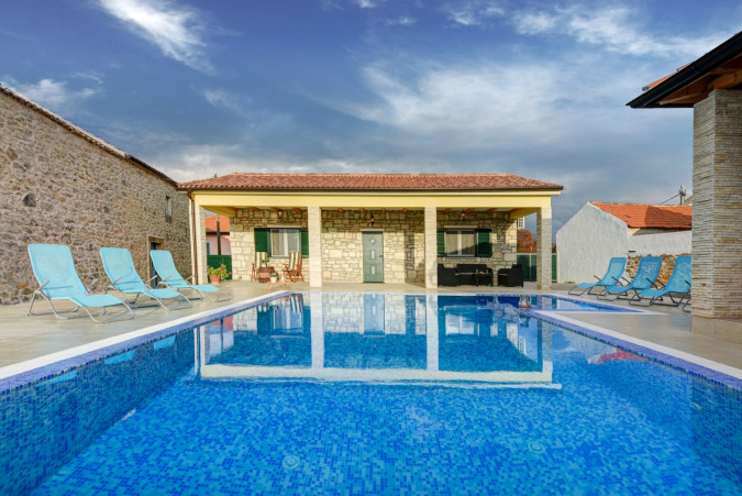 Exterior, Villa Petra &ndash; An Authentic Dalmatian House with a Summer Kitchen and Pool in Zadar, Croatia Lovinac