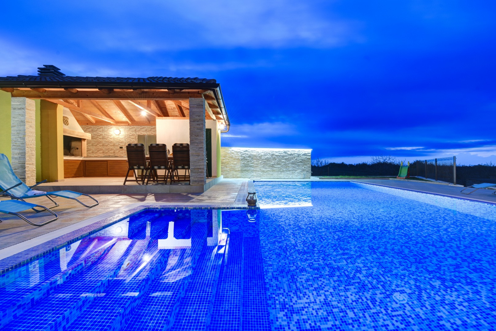 Villa Petra in Zadar - Gorgeous dalmatian stone house with large terrace, garden and private pool, Villa Petra &ndash; An Authentic Dalmatian House with a Summer Kitchen and Pool in Zadar, Croatia Lovinac